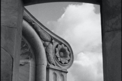 Jules Mogul, On top of the dome